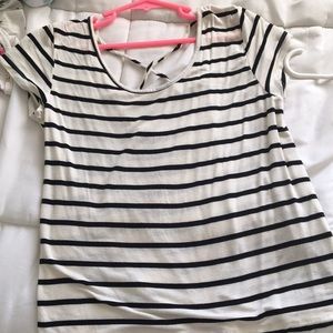 White and black striped t-shirt